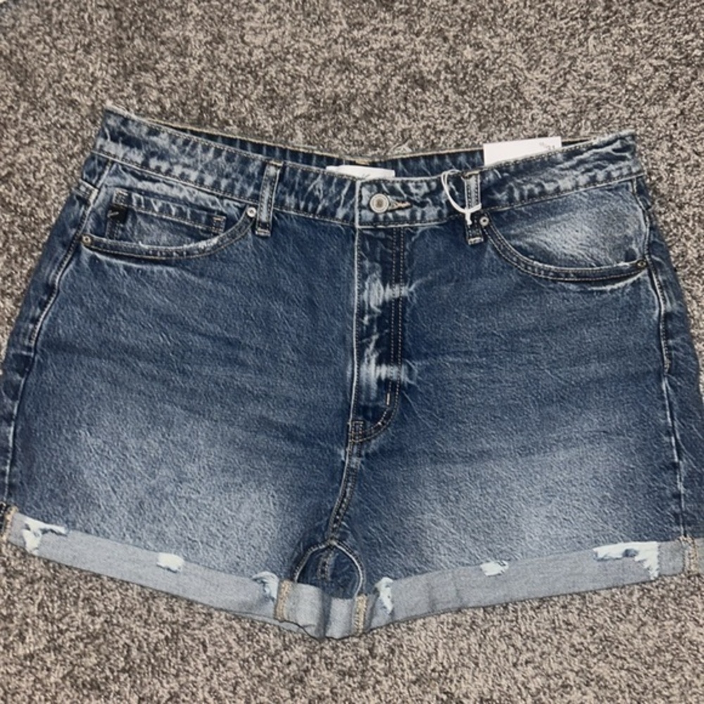 NWT KanCan Women’s Jean Shorts- Size 15